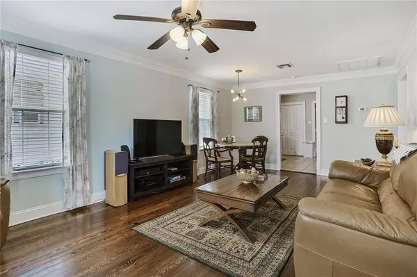 309 WALLACE DR, New Orleans, LA 70122