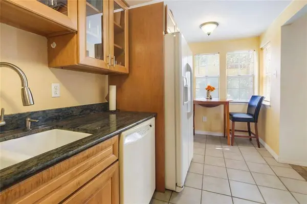 13 NERON PL, New Orleans, LA 70118