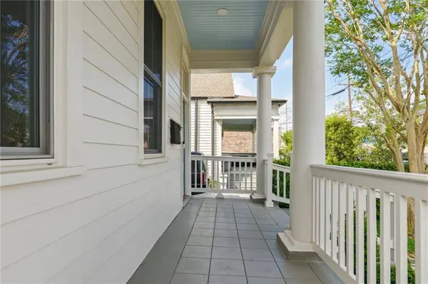 2216 ROBERT ST, New Orleans, LA 70115