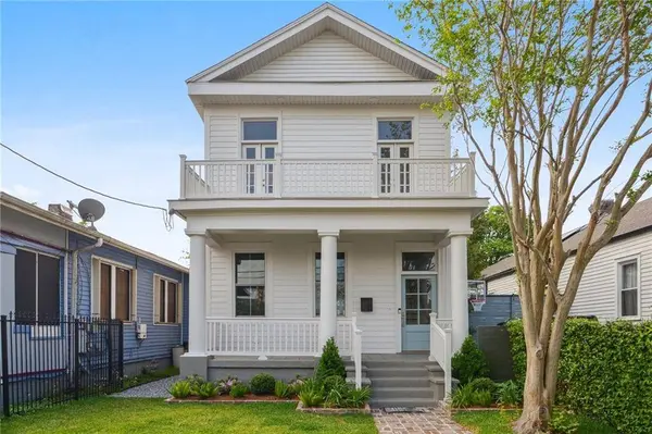 2216 ROBERT ST, New Orleans, LA 70115