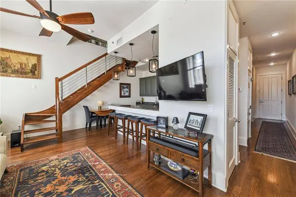 917 TOULOUSE ST #10, New Orleans, LA 70112