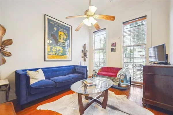 1821 URQUHART ST, New Orleans, LA 70116