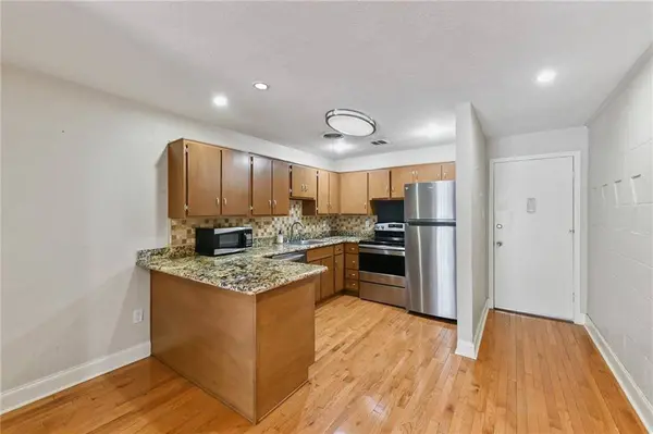1508 CONSTANTINOPLE ST #12, New Orleans, LA 70115