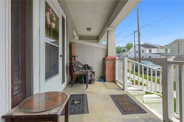 1713 15 8TH ST, New Orleans, LA 70115
