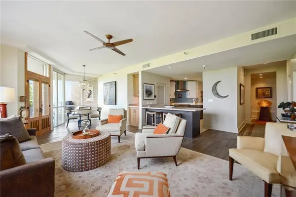 170 WALNUT ST #2-D, New Orleans, LA 70118