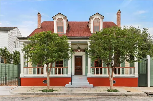 816 SAINT FERDINAND ST, New Orleans, LA 70117