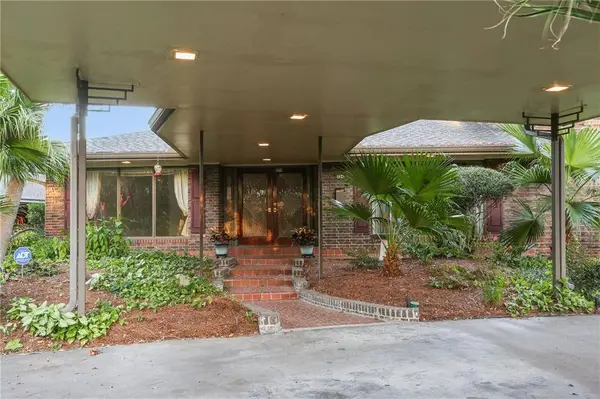 711 ROSELAND Pkwy, Harahan, LA 70123