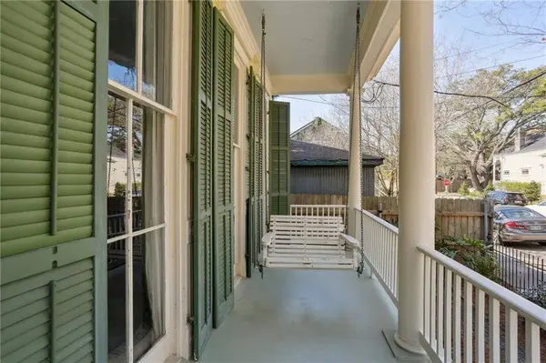 6132 CONSTANCE ST, New Orleans, LA 70118
