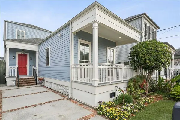 3709 ANNUNCIATION ST, New Orleans, LA 70115