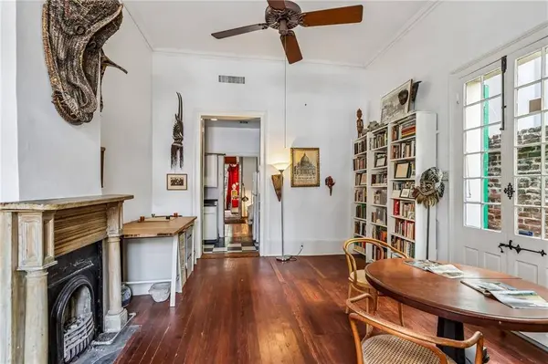 823 25 BOURBON ST, New Orleans, LA 70116