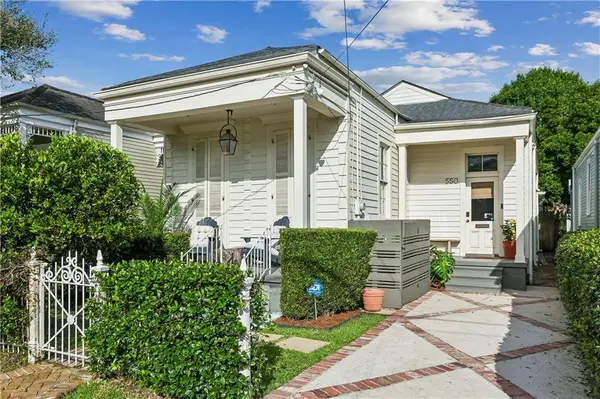 550 OCTAVIA ST, New Orleans, LA 70115