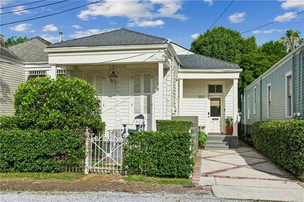 550 OCTAVIA ST, New Orleans, LA 70115