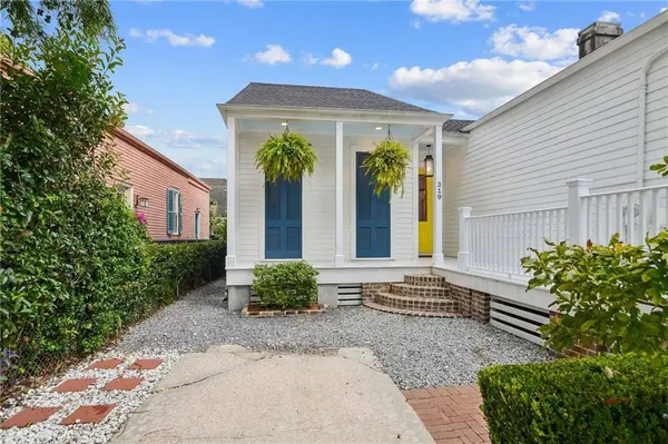 319 CALHOUN ST, New Orleans, LA 70118