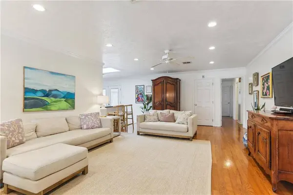 1408 PAPWORTH AVE, Metairie, LA 70005