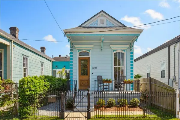 8517 WILLOW ST, New Orleans, LA 70118