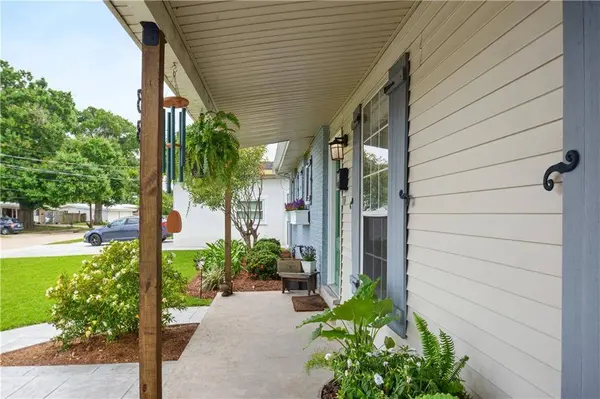 33 CARIBOU CT, Metairie, LA 70003