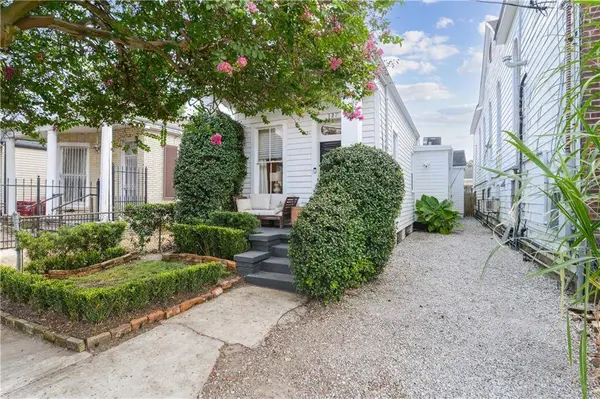 127 ALVIN CALLENDER ST, New Orleans, LA 70118