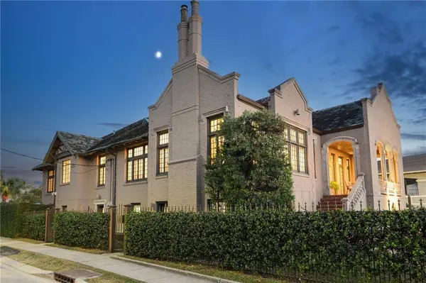 2437 JEFFERSON AVE, New Orleans, LA 70115