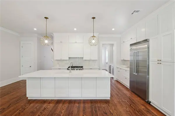 6112 LAUREL ST, New Orleans, LA 70118