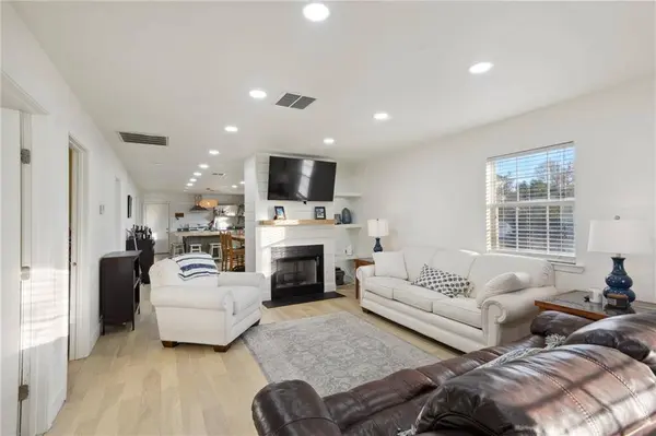 1401 CLAIBORNE DR, Jefferson, LA 70121