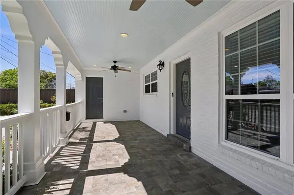 8021 VERSAILLES ST, Metairie, LA 70003