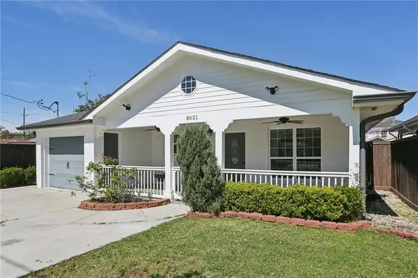 8021 VERSAILLES ST, Metairie, LA 70003