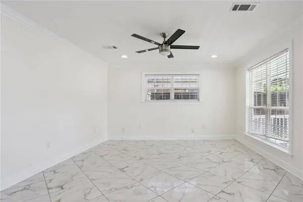 8021 VERSAILLES ST, Metairie, LA 70003