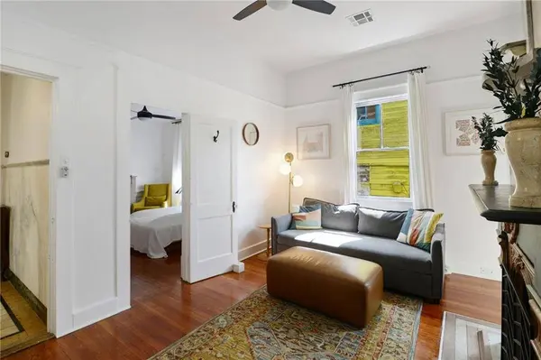 1027 LOUISA ST, New Orleans, LA 70117