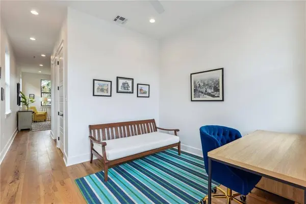 810 N ROMAN ST, New Orleans, LA 70116