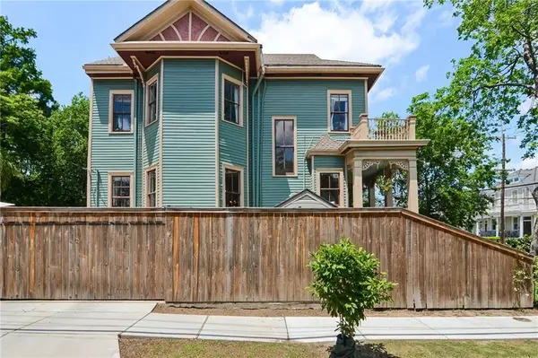 2104 GENERAL PERSHING ST, New Orleans, LA 70115