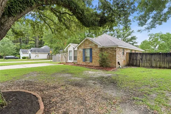 3325 BRIDGE DR, Slidell, LA 70458