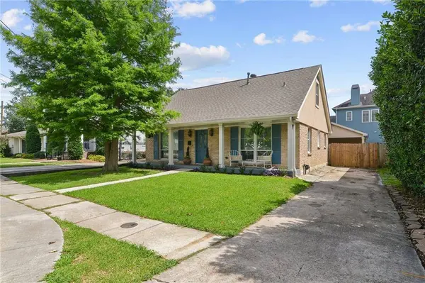 834 ALLEN TOUSSAINT BLVD, New Orleans, LA 70124