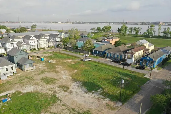 213 PACIFIC AVE, New Orleans, LA 70114