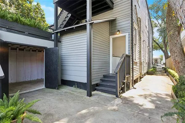 5219 MAGAZINE ST #A, New Orleans, LA 70115