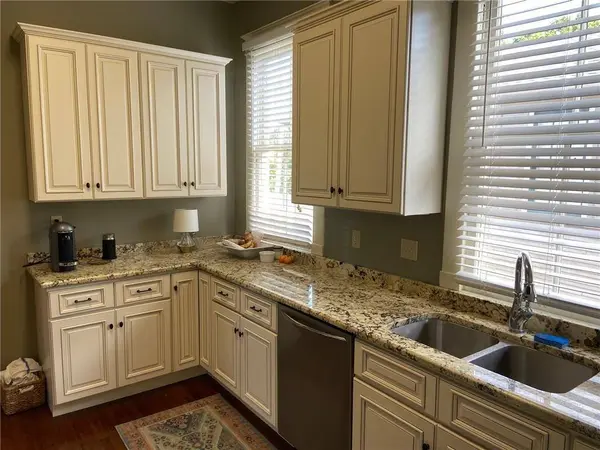 5622 CANAL BLVD #Upper, New Orleans, LA 70124