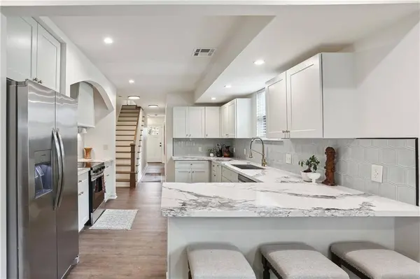 2408 10 SAINT ANTHONY ST, New Orleans, LA 70119