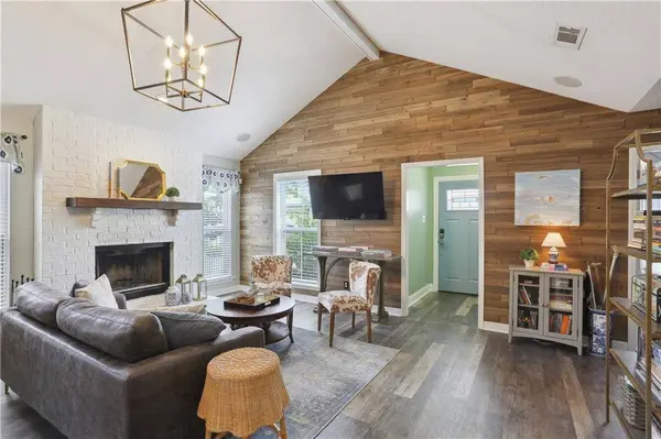 568 E WILLIAM DAVID Pkwy, Metairie, LA 70005