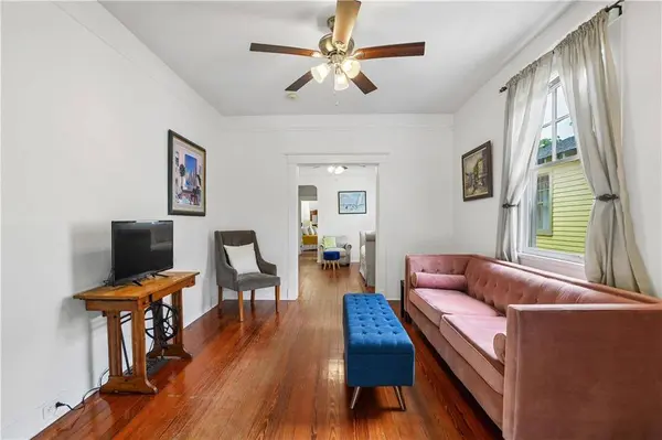 8633 35 S CLAIBORNE AVE, New Orleans, LA 70118