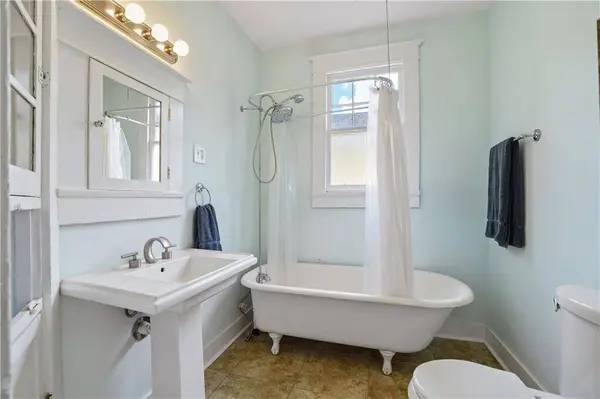 8633 35 S CLAIBORNE AVE, New Orleans, LA 70118