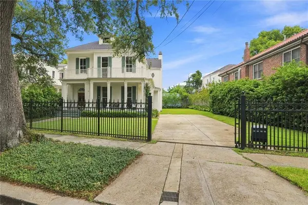 2909 URSULINES AVE, New Orleans, LA 70119