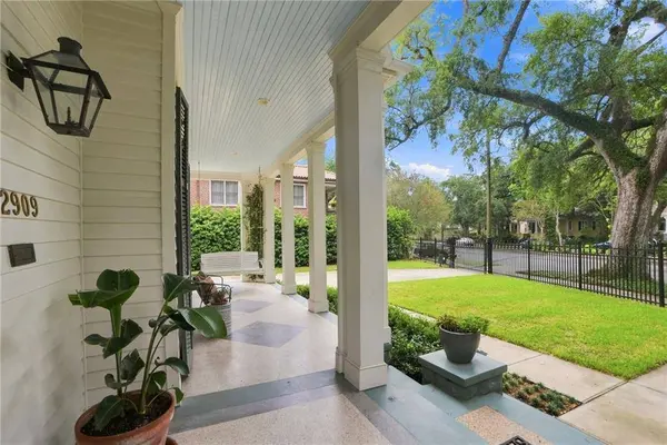 2909 URSULINES AVE, New Orleans, LA 70119