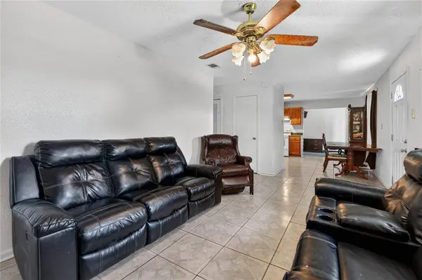 908 N CLARK LN, Westwego, LA 70094