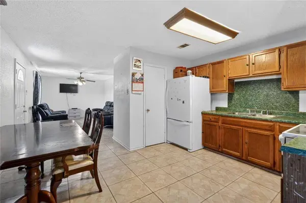 908 N CLARK LN, Westwego, LA 70094