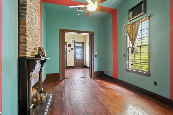 2712 14 BURGUNDY ST, New Orleans, LA 70117