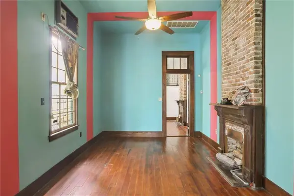 2712 14 BURGUNDY ST, New Orleans, LA 70117