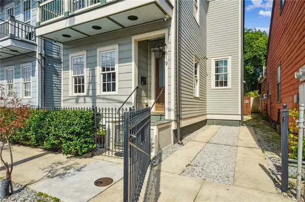 819 FRANKLIN AVE, New Orleans, LA 70117