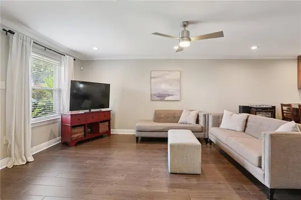 1509 HARCOURT DR, New Orleans, LA 70122