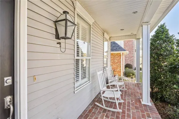 87 CHATEAU DU LAC, Kenner, LA 70065