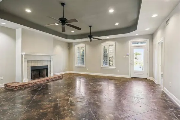 87 CHATEAU DU LAC, Kenner, LA 70065