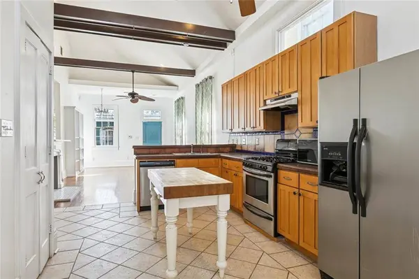 3917 LAUREL ST, New Orleans, LA 70115